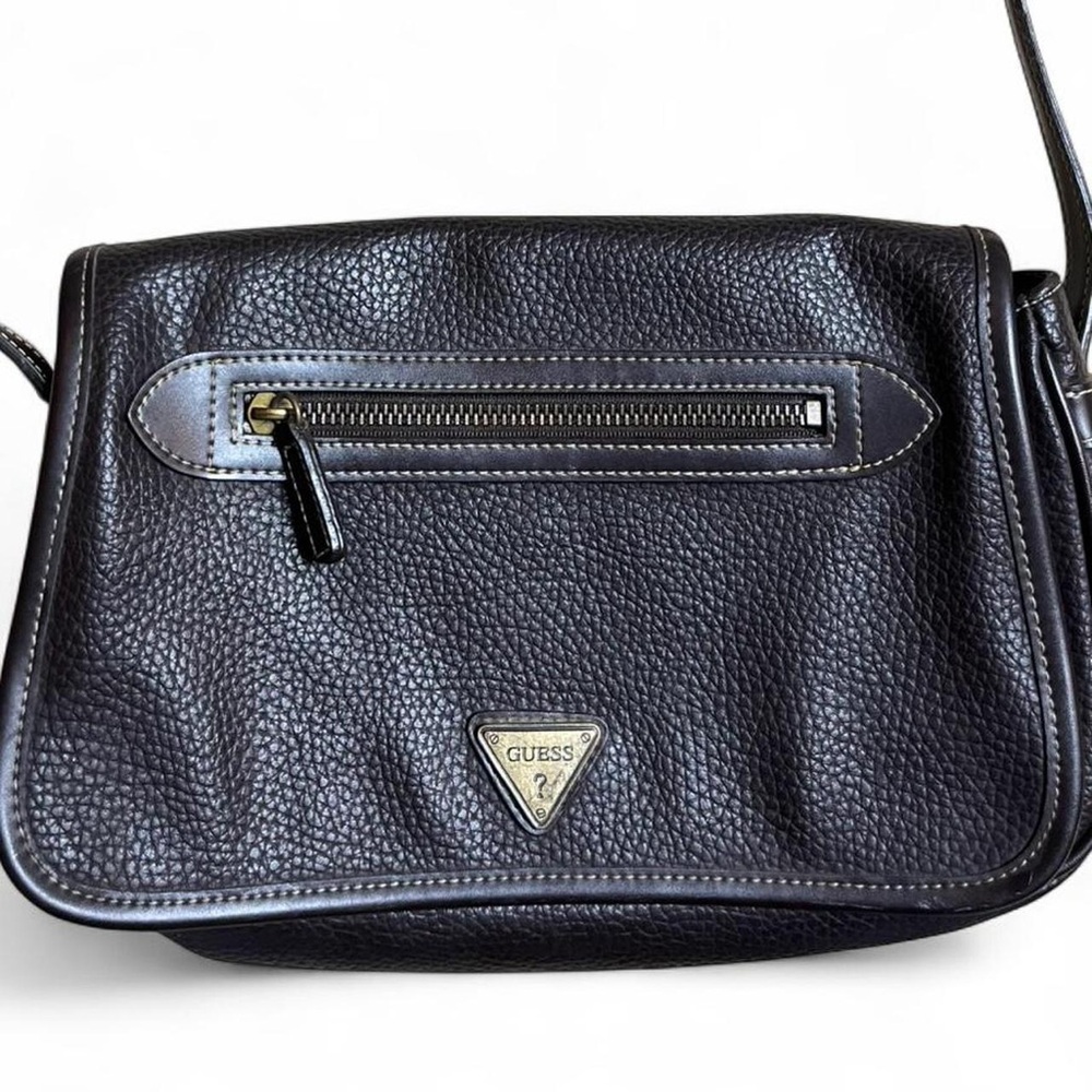 Vintage GUESS Deep Brown Pebbled Leather Shoulder Bag
